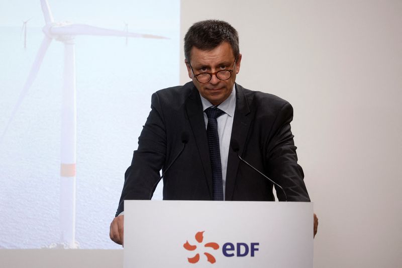 &copy; Reuters. Luc Rémont, le PDG d'EDF, assiste à la présentation des résultats semestriels d'EDF à Paris, en France. /Photo prise le 27 juillet 2023/REUTERS/Benoit Tessier