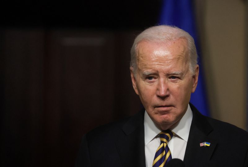 &copy; Reuters. U.S. President Joe Biden attends a joint press conference with Ukraine's President Volodymyr Zelenskiy at the White House in Washington, U.S., December 12, 2023. REUTERS/Leah Millis/File photo