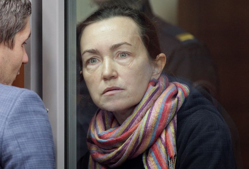 &copy; Reuters. الصحفية ألسو كورماشيفا في إذاعة أوروبا الحرة لدى حضورها جلسة استماع في محكمة في روسيا في الأول من ديسمبر كانون الأول 2023. تصوير: أليكسي نصيرو