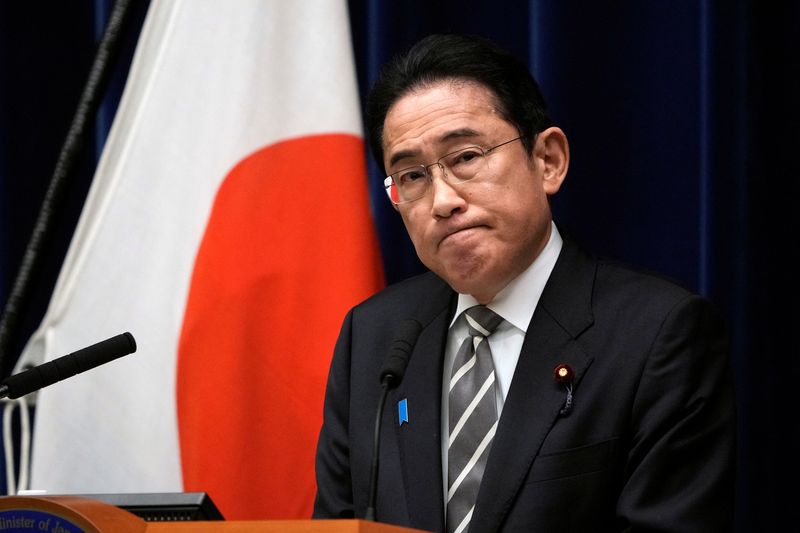 &copy; Reuters. Premiê do Japão, Fumio Kishida, fala à imprensa em Tóquio
13/12/2023
Franck Robichon/Pool via Reuters
