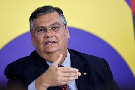 Tenho compromisso indeclinável com harmonia entre os Poderes, diz Dino em sabatina na CCJ