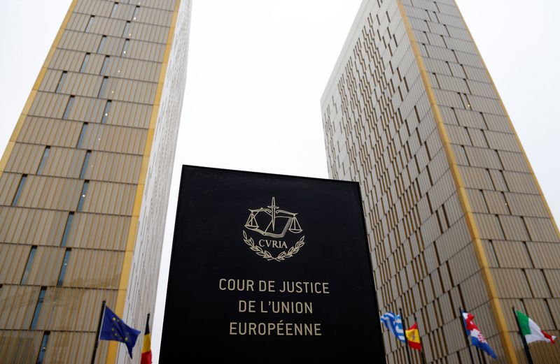 &copy; Reuters. Photo des tours de la Cour de justice de l'Union européenne à Luxembourg, le 26 janvier 2017. /REUTERS/François Lenoir