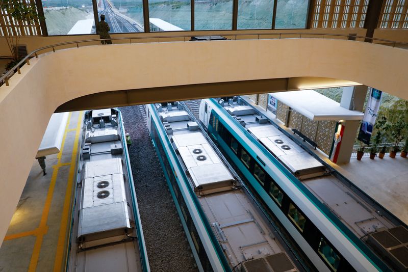 &copy; Reuters. The touristic Maya Train waits at the San Francisco station, on the day of its inauguration of its first phase, in Campeche, Mexico December 15, 2023. REUTERS/Jose Luis Gonzalez