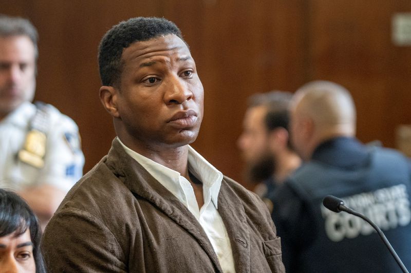 &copy; Reuters. Actor Jonathan Majors appears on assault and harassment charges in New York State Supreme Court in New York City, U.S., June 20, 2023. Steven Hirsch/Pool via REUTERS/File Photo