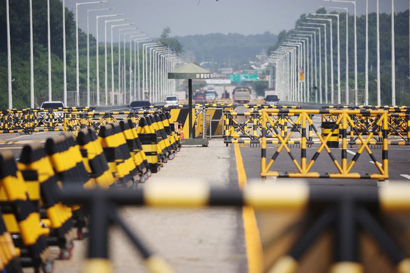 &copy; Reuters. FILE PHOTO: A general view of the Grand Unification Bridge which leads to the truce village Panmunjom, just south of the demilitarized zone separating the two Koreas, in Paju, July 19, 2023.   REUTERS/Kim Hong-Ji/File Photo