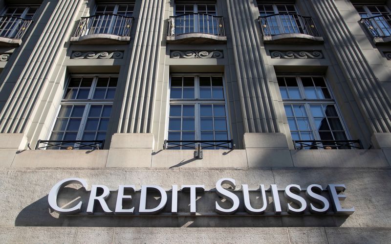 &copy; Reuters. FILE PHOTO: Logo of Swiss bank Credit Suisse is seen at a branch office in Bern, Switzerland May 2, 2022. REUTERS/Arnd Wiegmann/File Photo