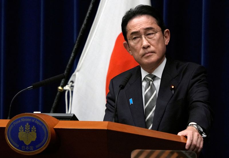 &copy; Reuters. FILE PHOTO: Japanese Prime Minister Fumio Kishida addresses a news conference at the prime minister's office in Tokyo, Japan, 13 December 2023.    FRANCK ROBICHON/Pool via REUTERS/File Photo
