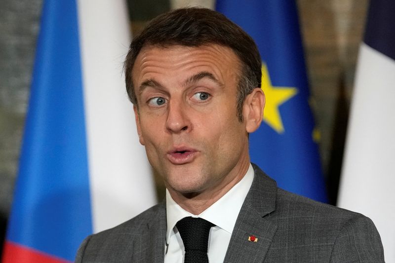 &copy; Reuters. Presidente da França, Emmanuel Macron, durante pronunciamento no Palácio do Eliseu, em Paris
20/12/2023 Christophe Ena/Pool via REUTERS