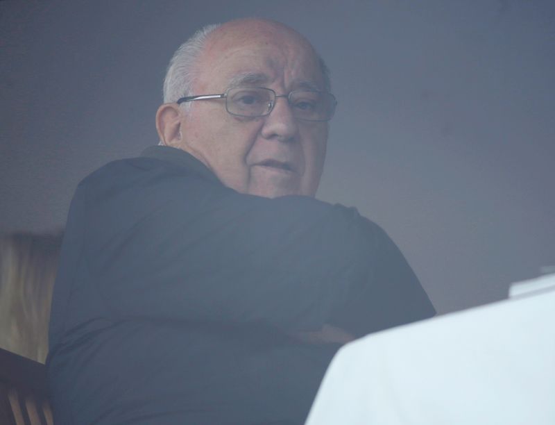 &copy; Reuters. FILE PHOTO: Inditex founder Amancio Ortega attends the C.S.I Casas Novas international show jumping contest in the Spanish northwestern town of A Coruna July 30, 2017. REUTERS/Miguel Vidal/File Photo