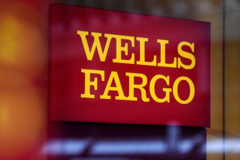 &copy; Reuters. FILE PHOTO: A Wells Fargo logo is seen in New York City, U.S. January 10, 2017. REUTERS/Stephanie Keith/File Photo