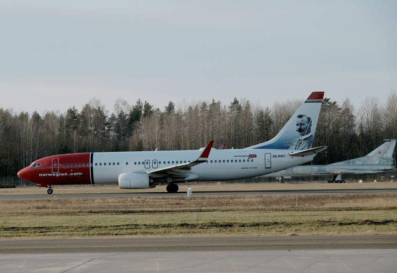 &copy; Reuters. FILE PHOTO: Norwegian Air Sweden Boeing 737-800 plane SE-RRY takes off in Riga International Airport in Riga, Latvia January 17, 2020. REUTERS/Ints Kalnins/File Photo