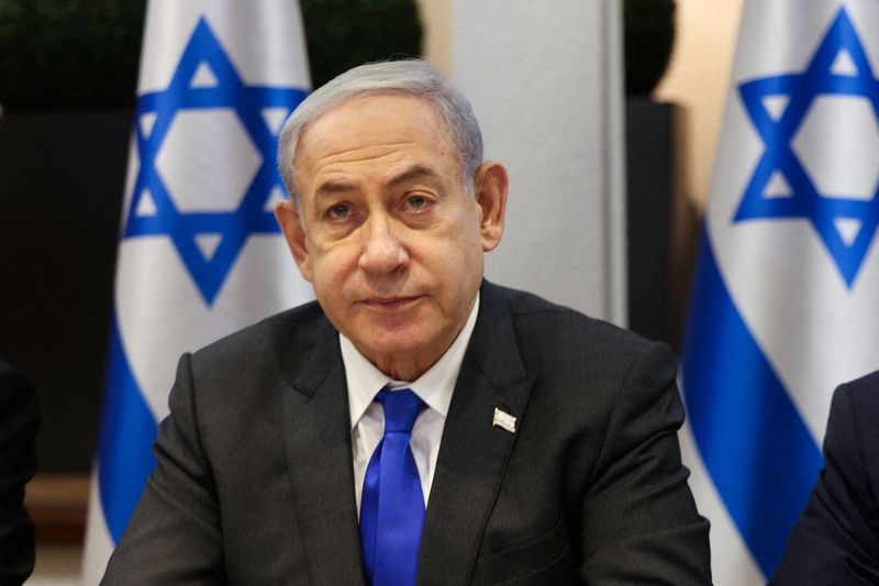 &copy; Reuters. رئيس الوزراء الإسرائيلي بنيامين نتنياهو خلال اجتماع في تل أبيب يوم 22 ديسمبر كانون الأول 2023. صورة لرويترز من ممثل لوكالات الأنباء.
