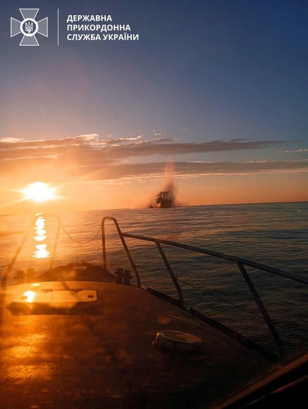 Un vraquier touché par une mine en mer Noire, deux blessés