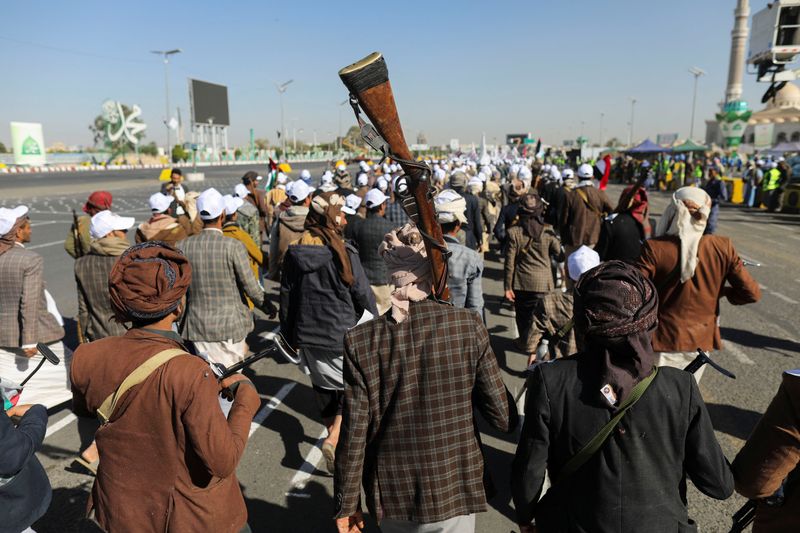 &copy; Reuters. Combatentes recém-recrutados que se juntaram a uma força militar houthi
 2/12/2023    REUTERS/Khaled Abdullah