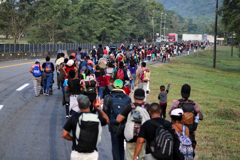 &copy; Reuters. Caravana de imigrantes em Escuintla, no México
 28/12/2023   REUTERS/Jose Torres