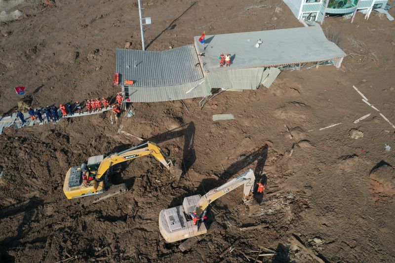 Final bodies found after China's most serious earthquake in a decade