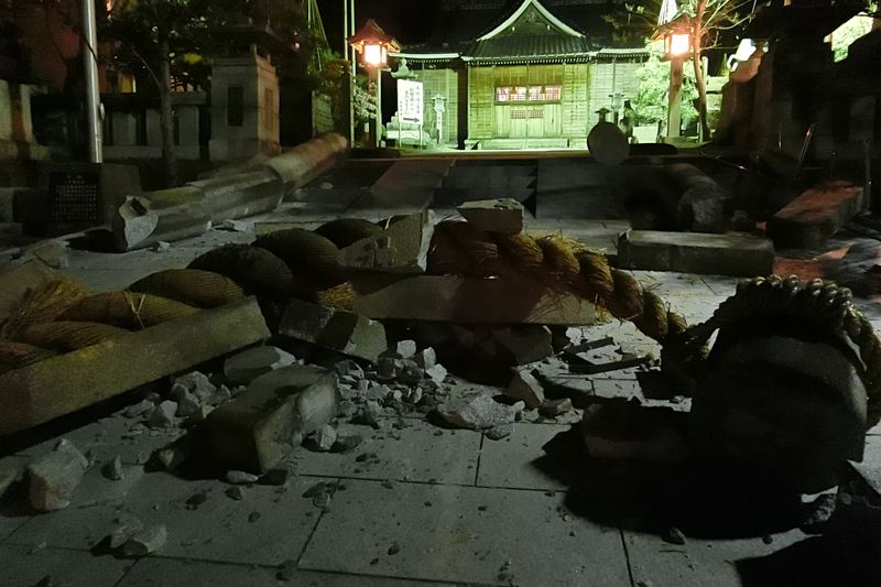 &copy; Reuters. 　１月２日　１日に発生した能登半島地震で、石川県は４人の死亡を確認した。共同通信は、県警がさらに２人の死亡を確認し、地震との関連を調べていると伝えている。写真は金沢市の大