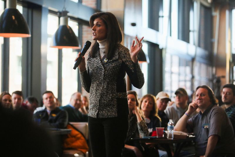 &copy; Reuters. Republican presidential candidate and former U.S. Ambassador to the United Nations Nikki Haley attends a Lady Hawkeyes Tailgate campaign event in Coralville, Iowa, U.S., December 30, 2023.   REUTERS/Rachel Mummey/ File Photo