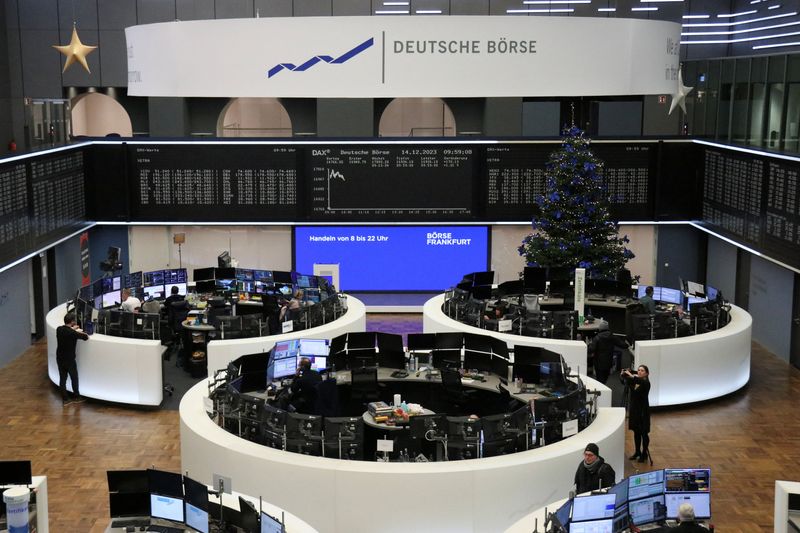 &copy; Reuters. FILE PHOTO: The German share price index DAX graph is pictured at the stock exchange in Frankfurt, Germany, December 14, 2023.    REUTERS/Staff/File Photo