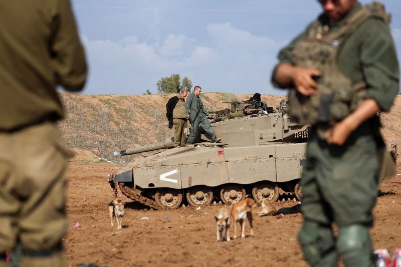 &copy; Reuters. Foto del miércoles de un tanque israelí en la frontera con Gaza 
Ene 3, 2024. REUTERS/Violeta Santos Moura/
