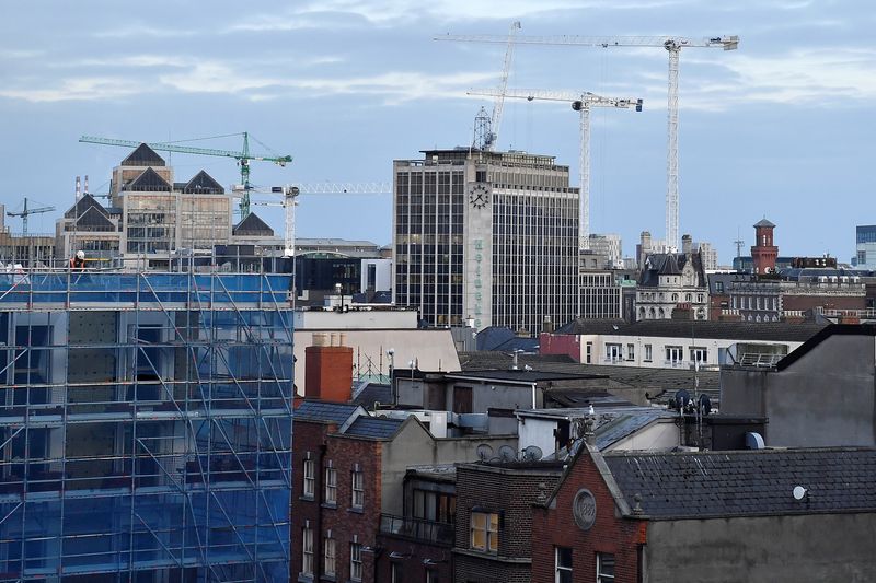 &copy; Reuters. General view of the city centre skyline showing construction cranes and commercial buildings in Dublin, Ireland, January 25, 2022. REUTERS/Clodagh Kilcoyne/File Photo