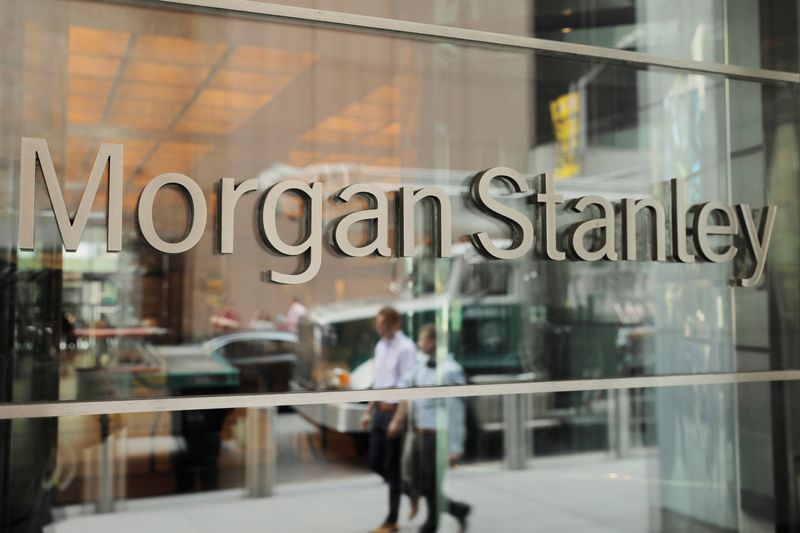 &copy; Reuters. شعار بنك مورجان ستانلي خارج مقره بنيويورك في صورة من أرشيف رويترز.