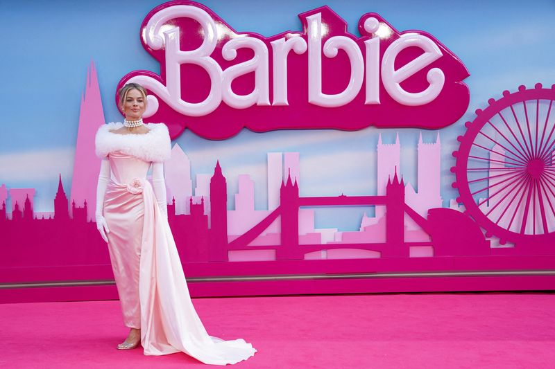 &copy; Reuters. Margot Robbie em apresentação de "Barbie" em Londres
 12/7/2023   REUTERS/Maja Smiejkowska