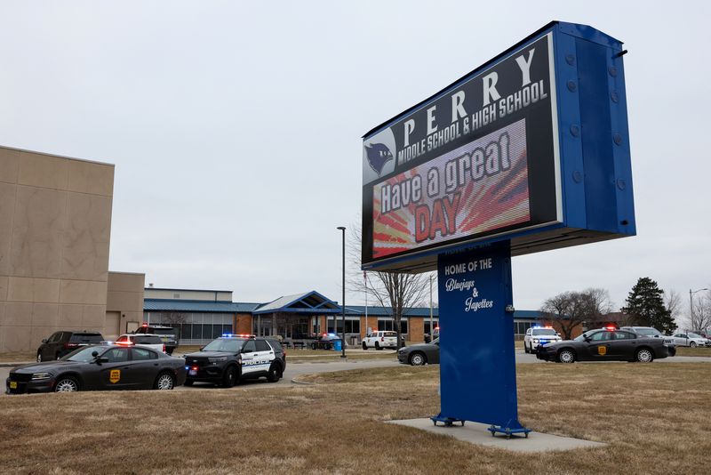 Iowa school shooting wounds multiple people, sheriff says