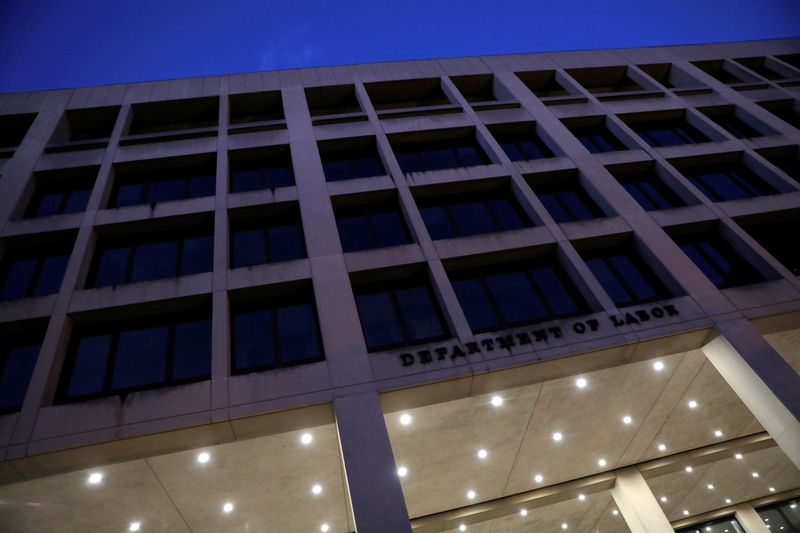 &copy; Reuters. FILE PHOTO: The Department of Labor headquarters is seen in Washington, D.C., U.S., May 13, 2021. REUTERS/Andrew Kelly/File Photo