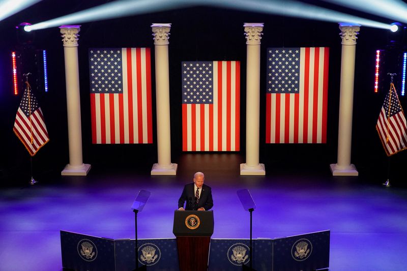 &copy; Reuters. الرئيس الأمريكي جو بايدن خلال خطاب ألقاه في بنسلفانيا بمناسبة الذكرى الثالثة لهجمات السادس من يناير كانون الثاني 2021 على مبنى الكابيتول في ص