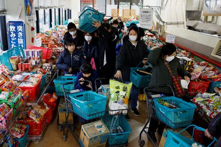 Japan earthquake death toll tops 100 with hundreds still missing -media By Reuters