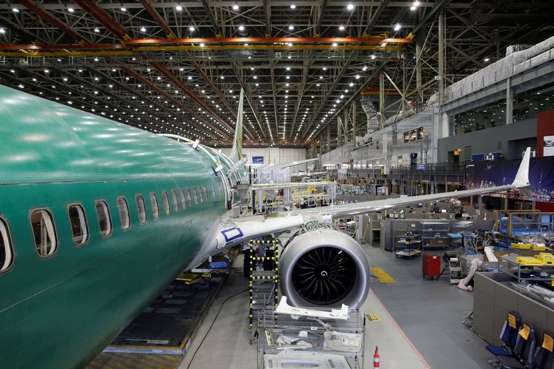 &copy; Reuters. Visão geral de aeronave Boeing 737 MAX 9 em fase de fabricação dentro da fábrica da Boeing em Washington em foto dos arquivos da Reuters