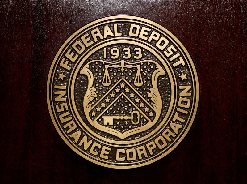 &copy; Reuters. FILE PHOTO: The Federal Deposit Insurance Corp (FDIC) logo is seen at the FDIC headquarters, in Washington, February 23, 2011.REUTERS/Jason Reed/File Photo