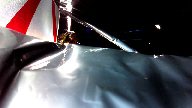 &copy; Reuters. FOTO DE ARCHIVO: El módulo de aterrizaje lunar Peregrine de la empresa de robótica espacial Astrobotic Technology se ve con una alteración de su aislamiento multicapa (MLI), tras su lanzamiento a bordo del primer vuelo de Vulcan, un cohete que llevaba 