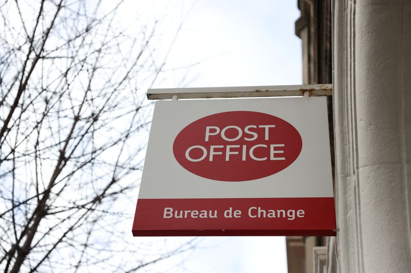 &copy; Reuters. FILE PHOTO: A post office sign hangs above a shop in Belgravia, in London, Britain January 7, 2024. REUTERS/Hollie Adams/File Photo