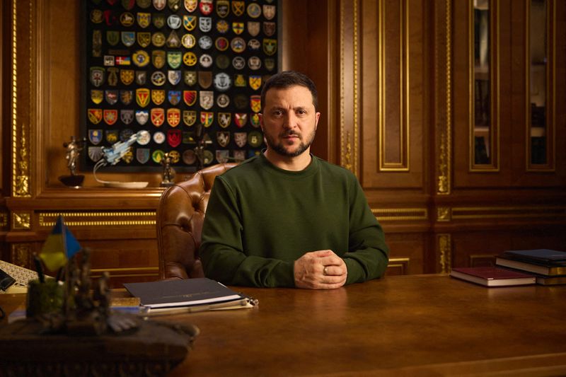 &copy; Reuters. Presidente da Ucrânia, Volodymyr Zelenskiy, durante pronunciamento em Kiev
31/12/2023 Serviço de Imprensa da Presidência da Ucrânia/Divulgação via REUTERS