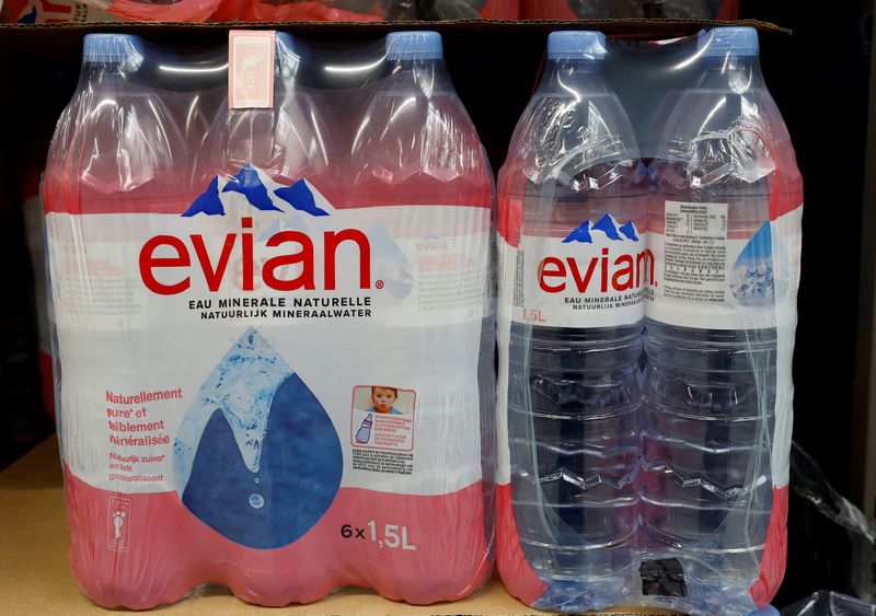 &copy; Reuters. FILE PHOTO: Bottles of Evian mineral water are displayed in a supermarket in Nice, France, January 9, 2023. REUTERS/Eric Gaillard/File Photo