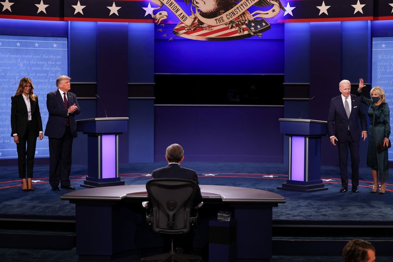 &copy; Reuters. Trump e Biden participam de debate presidencial em 2020
29/09/2020
REUTERS/Jonathan Ernst