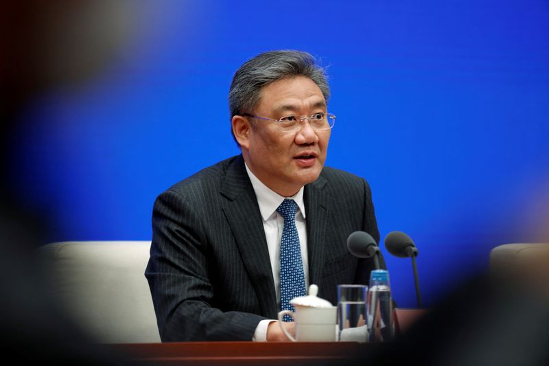 &copy; Reuters. FILE PHOTO: Chinese Commerce Minister Wang Wentao speaks at a news conference in Beijing, China March 2, 2023. REUTERS/Florence Lo/File Photo