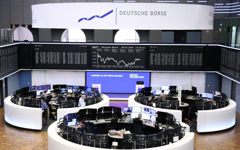 &copy; Reuters. The German share price index DAX graph is pictured at the stock exchange in Frankfurt, Germany, January 9, 2024.     REUTERS/Staff/File photo