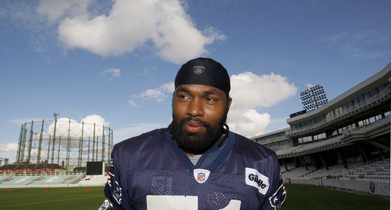 &copy; Reuters. Jerod Mayo quando era jogador do New England Patriots, em 2009
23/10/2009
REUTERS/Luke MacGregor