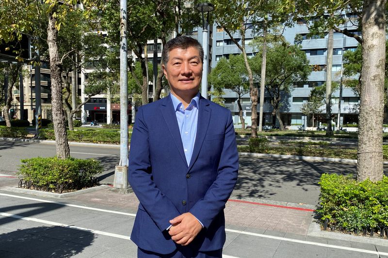 &copy; Reuters. Lobsang Sangay, former head of the Tibetan government in exile, the Tibetan Central Administration, poses for a picture in Taipei, Taiwan January 13, 2024. REUTERS/Ben Blanchard