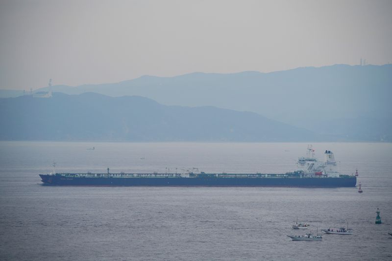 &copy; Reuters. الناقلة النفطية سانت نيكولاس المرتبطة بنزاع أمريكي إيراني في خليج عمان في صورة من أرشيف رويترز 