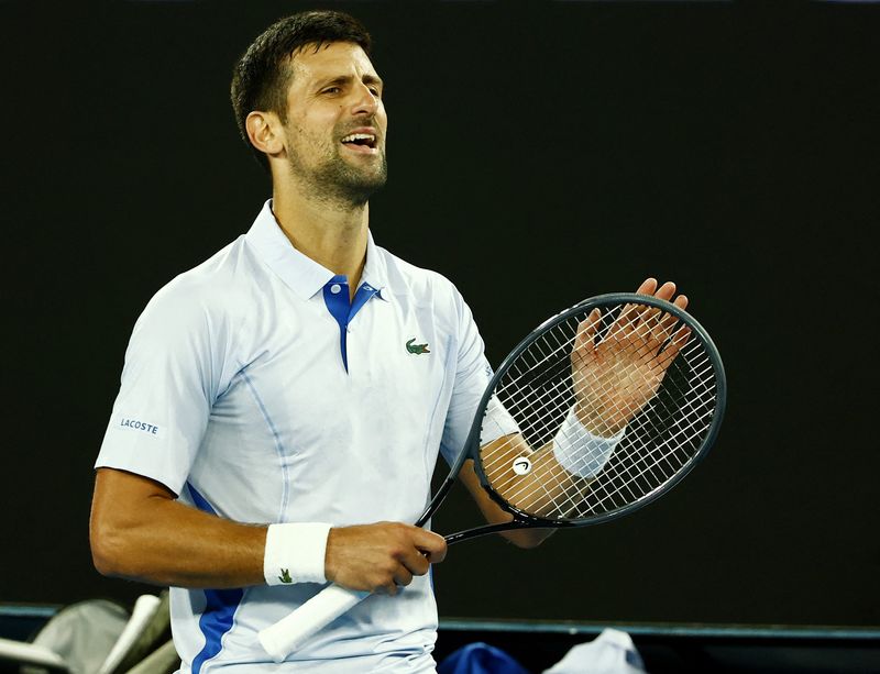 &copy; Reuters. Novak Djokovic durante partida contra Dino Prizmic no Aberto da Austrália
14/01/2024 REUTERS/Issei Kato
