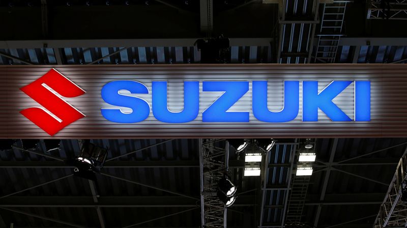 &copy; Reuters. FILE PHOTO: The logo of Suzuki Motor Corp. is pictured at the 45th Tokyo Motor Show in Tokyo, Japan October 25, 2017. Picture taken October 25, 2017.  REUTERS/Toru Hanai/File Photo