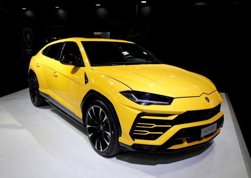 Lamborghini topped 10,000 sales last year for first time, CEO says By ...