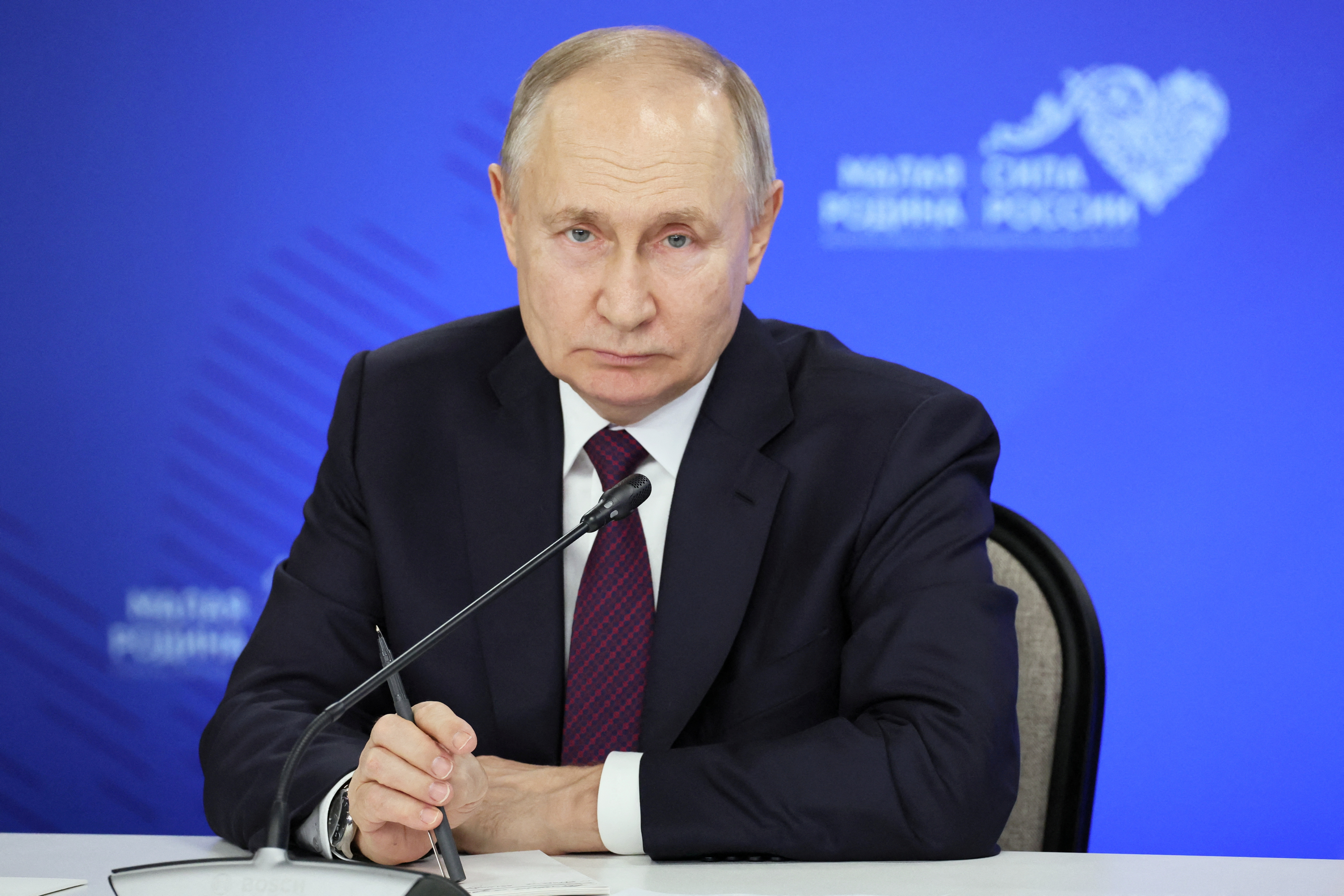 &copy; Reuters. Russian President Vladimir Putin attends a meeting with the heads of municipalities during the all-Russian municipal forum in the town of Odintsovo in Moscow region, Russia, January 16, 2024.  Sputnik/Sergei Savostyanov/Pool via REUTERS