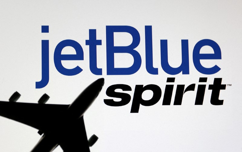 &copy; Reuters. 　１月１６日、米格安航空会社（ＬＣＣ）のジェットブルー航空が同業スピリット航空を３８億ドルで買収する計画を司法省が阻止するために起こした訴訟で、ボストンの連邦地裁は反競争