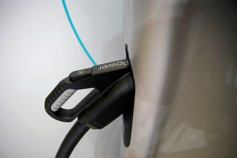 &copy; Reuters. FILE PHOTO: A charging plug is seen on an electric vehicle (EV) at the second media day for the Shanghai auto show in Shanghai, China April 17, 2019.  REUTERS/Aly Song/File Photo