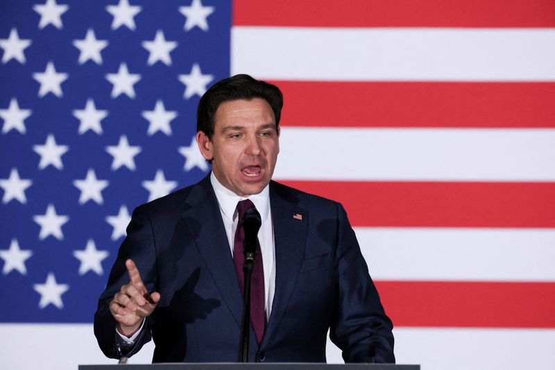 &copy; Reuters. FILE PHOTO: Florida Governor and Republican presidential candidate Ron DeSantis speaks at his Iowa caucus watch party in West Des Moines, Iowa, U.S., January 15, 2024. REUTERS/Brendan McDermid/File Photo